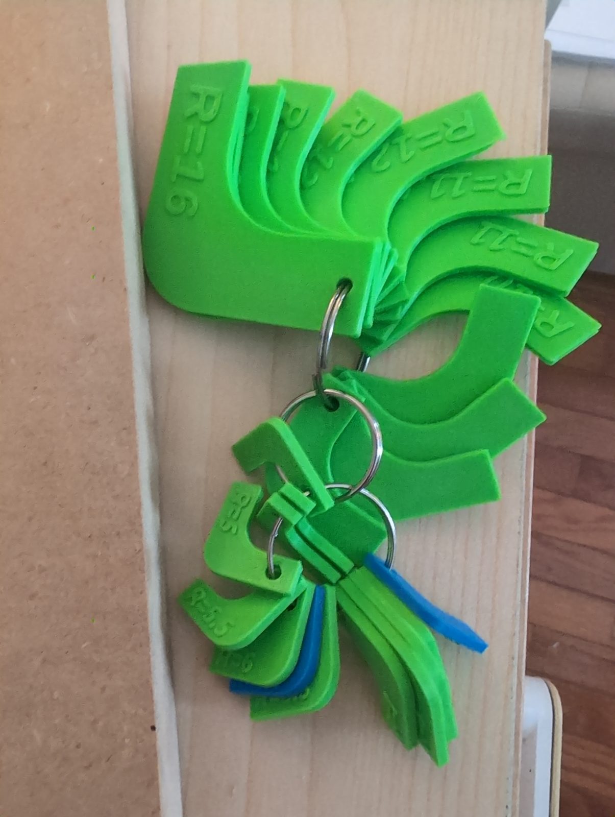 Printed more radiuses and tried shaping rivet gun nose