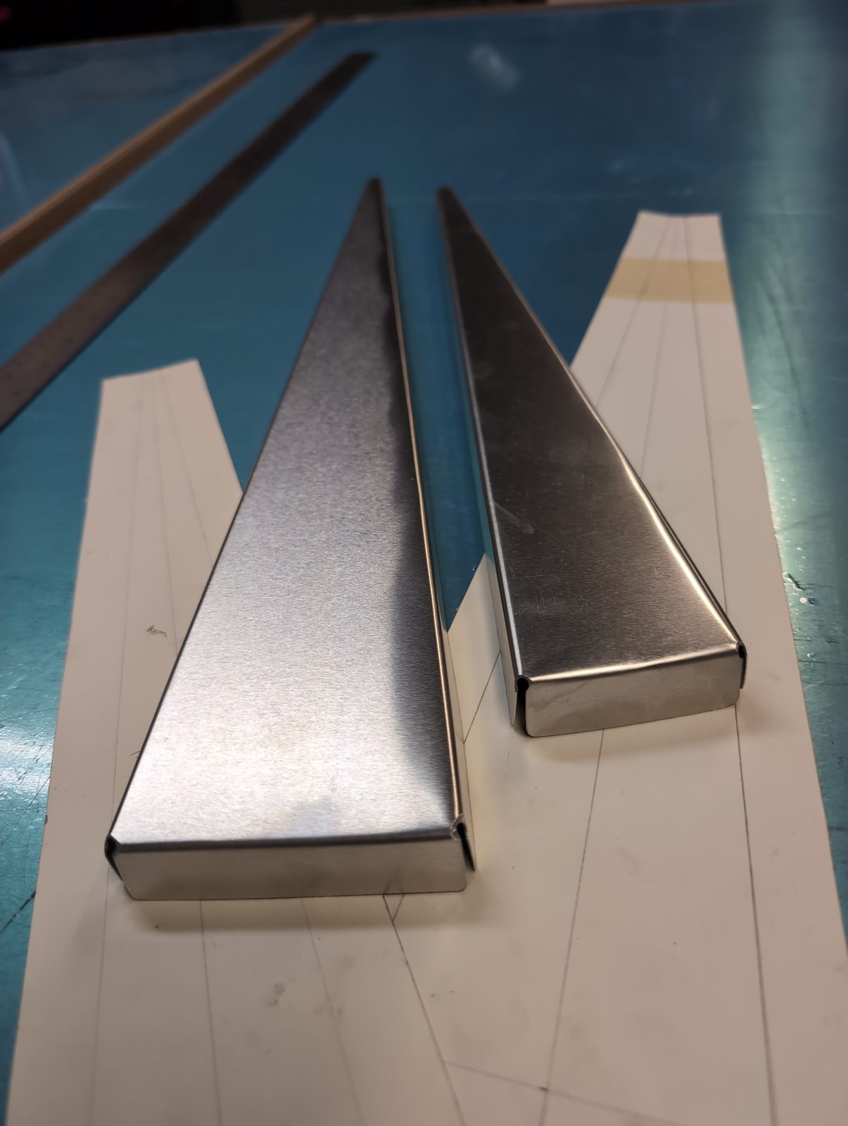 Formed two straight sided rudder ribs