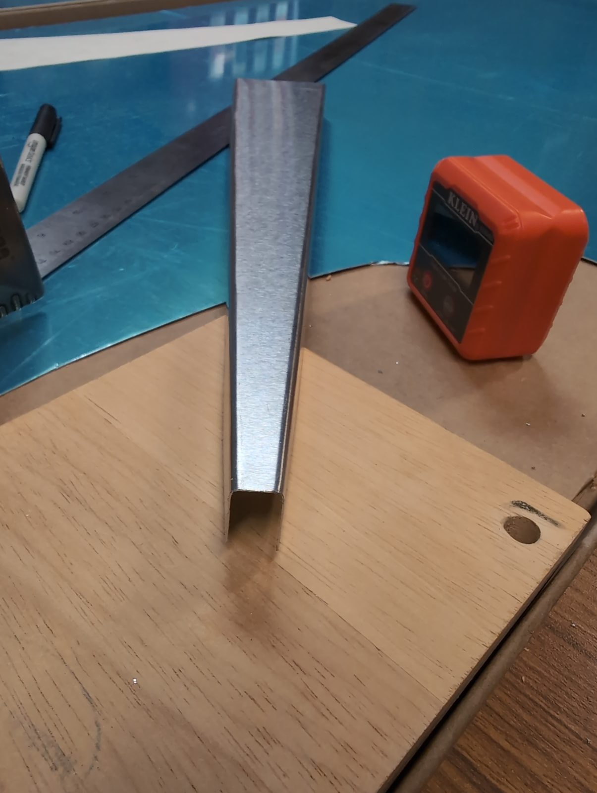 Formed two straight sided rudder ribs